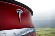 Germany: Distraught business owner recounts how he was unable to release Tesla doors as man and two children burned alive
