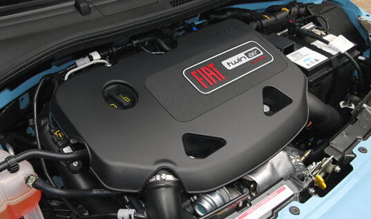 Italy: An Italian mechanic builds the narrowest car in the world!