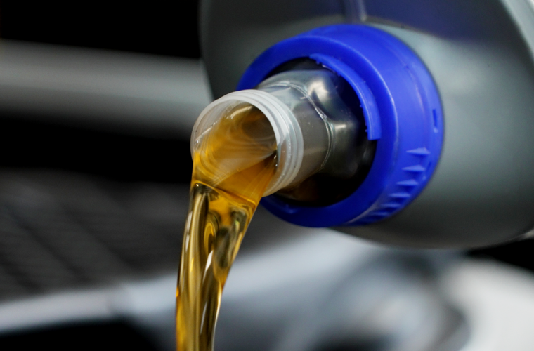 Greece: Car repair shop raided for environmental law breaches